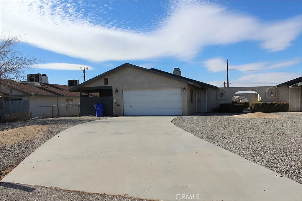 2 bed, 3632 sqft, $1,800 — Photo 1