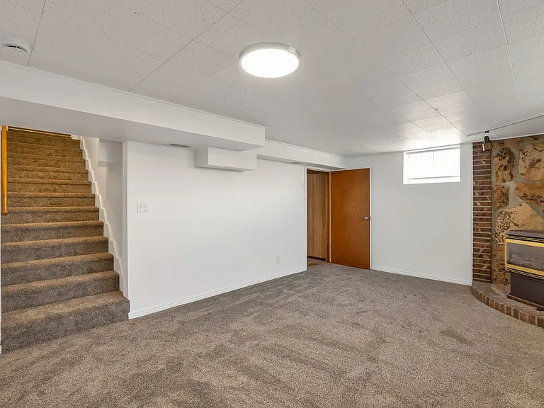 2184 N 2000 W — Photo 10