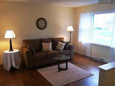 5th image of 4523 Alderwood Dr