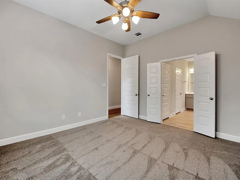 1328 Wicklow Forest St — Photo 23