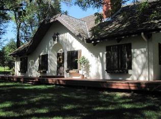 955 S Marymount Rd, Salina, KS 67401