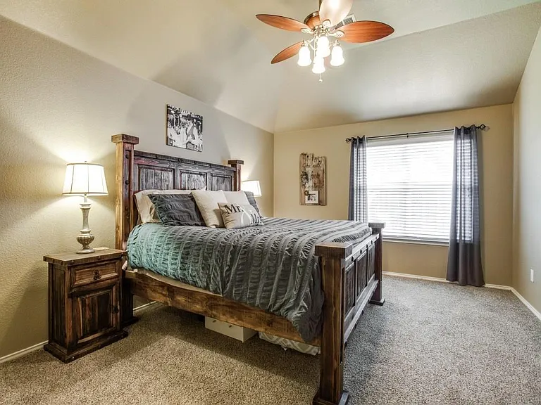 1701 Heron Dr — Photo 15