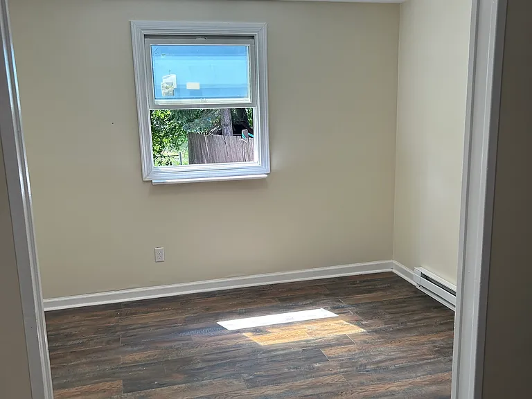 5524 Trastevere Rd — Photo 2