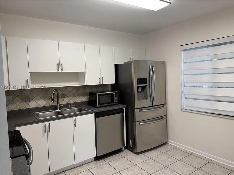 9686 SW 138th Ave #5 — Photo 15