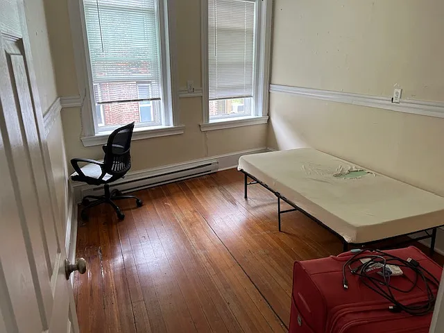 883 Huntington Ave — Photo 67
