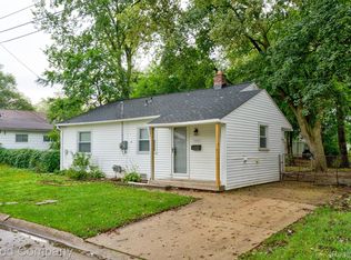 31610 Antrim Ct, Westland, MI 48186