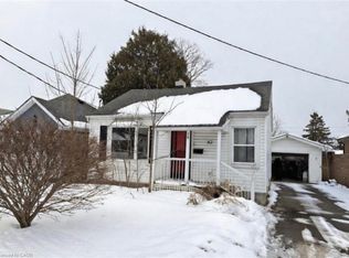 42 Avenue Rd, Cambridge, ON N1R1B9