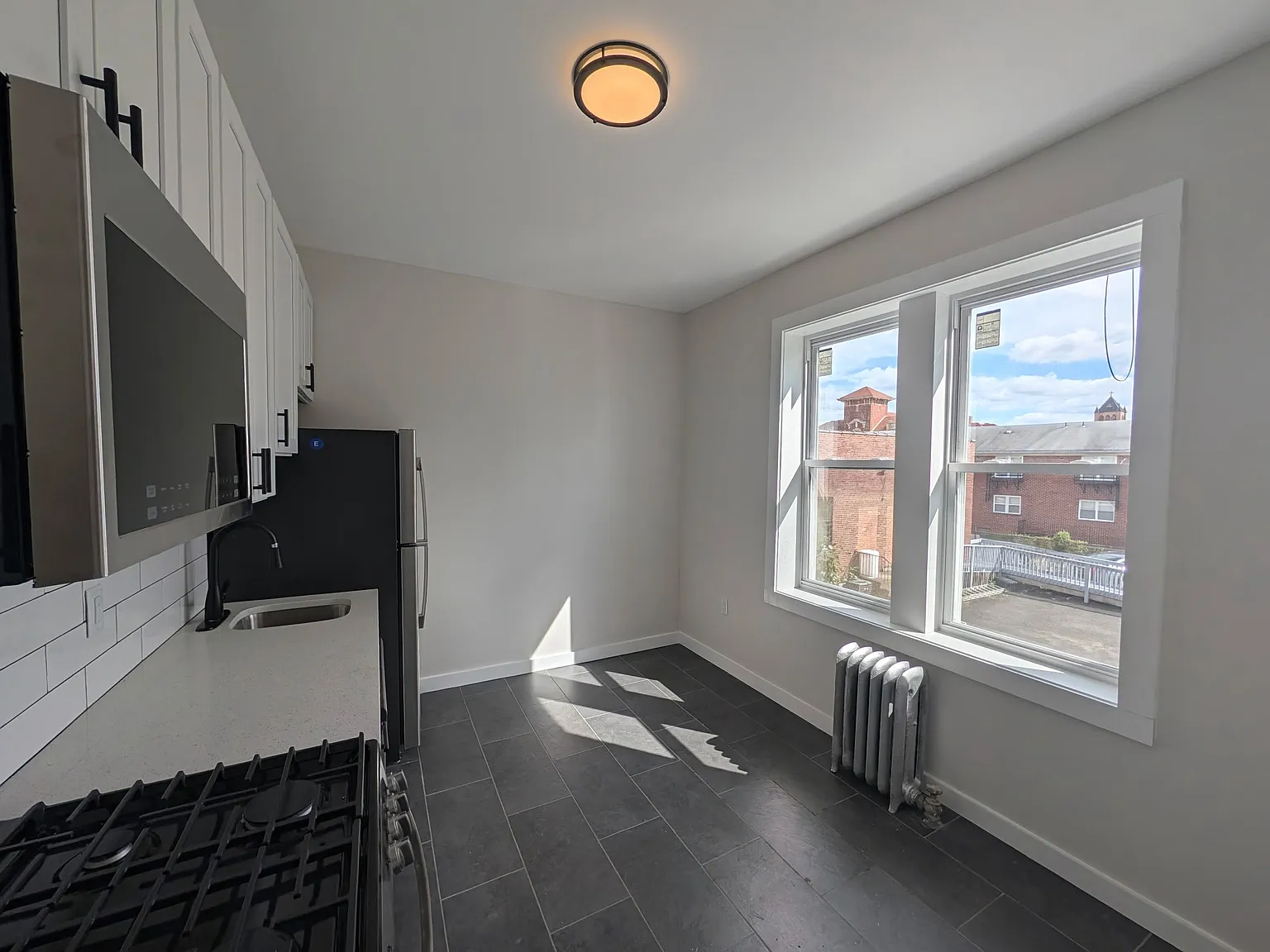 1 bed, $1,695 — Photo 3