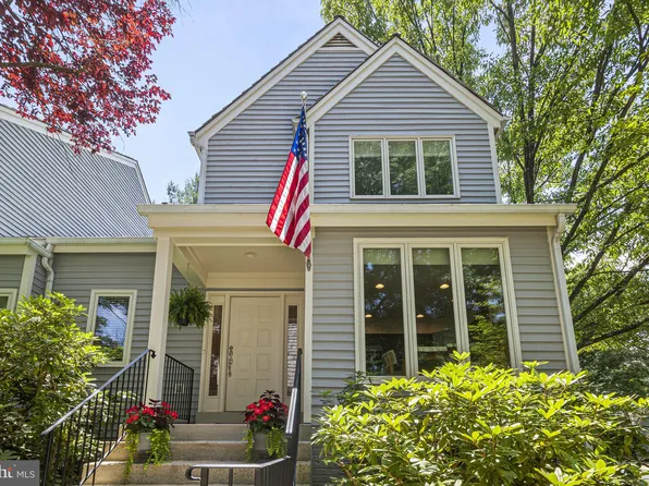 1318 Wedgewood Manor Way, Reston, VA 20194