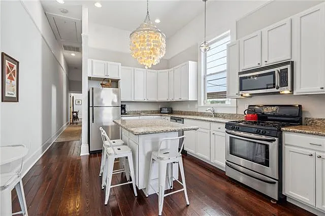 2230 Dumaine St — Photo 5