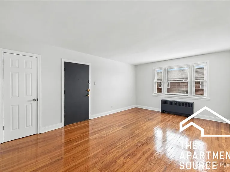 2727 W Berwyn Ave #1 — Photo 5