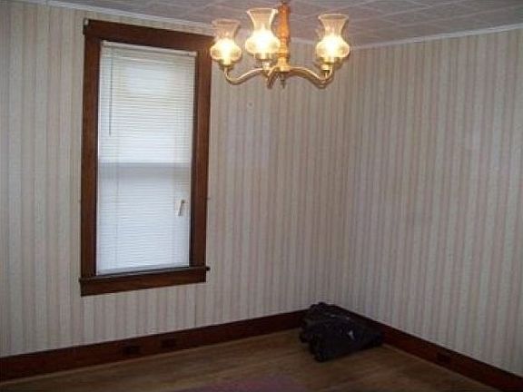 4th image of 112 River Ave