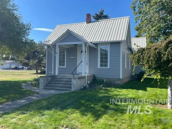 636 2nd St, Clarkston, WA 99403