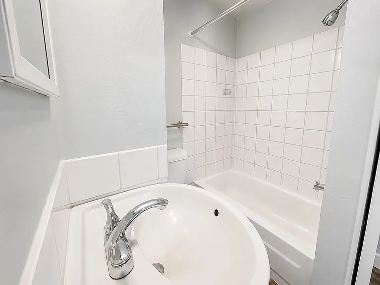 1859 Buchanan St #3 — Photo 8