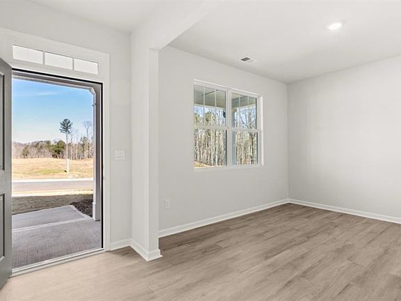 2nd image of 2923 Daxton Ln