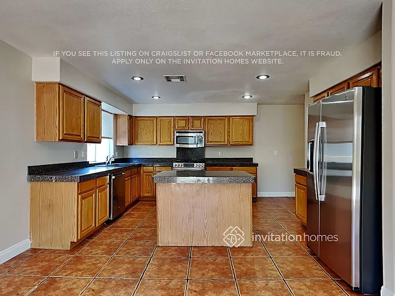 125 Golf Range St — Photo 7