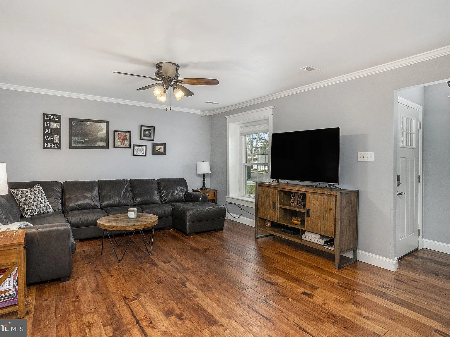 3 bed, 3.0 bath, 1872 sqft, $2,750 — Photo 4