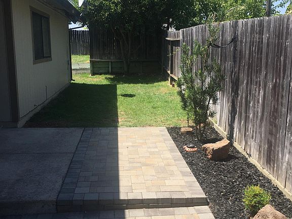 2nd image of 5429 Highview Ln