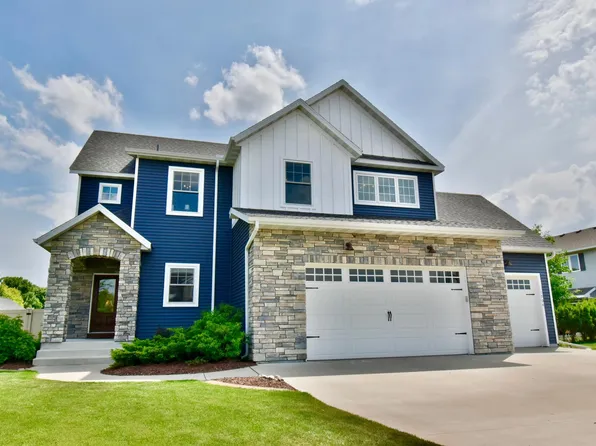 1904 15th St S, Sartell, MN 56377