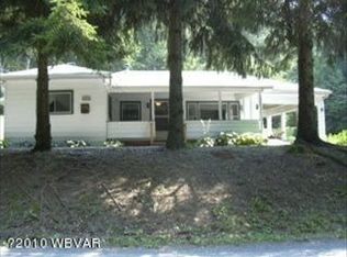 28 Tobacco Shed Rd, Lock Haven, PA 17745