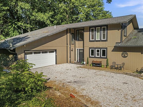2nd image of 770 Mount Paran Rd