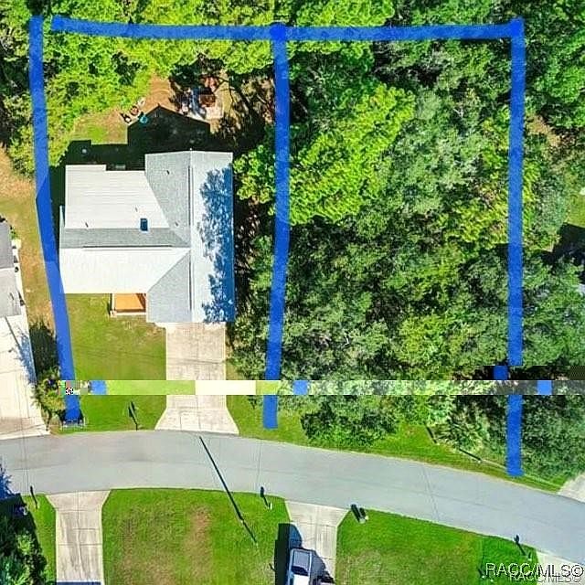 2nd image of 4060 & 4072 N Little Hawk Point