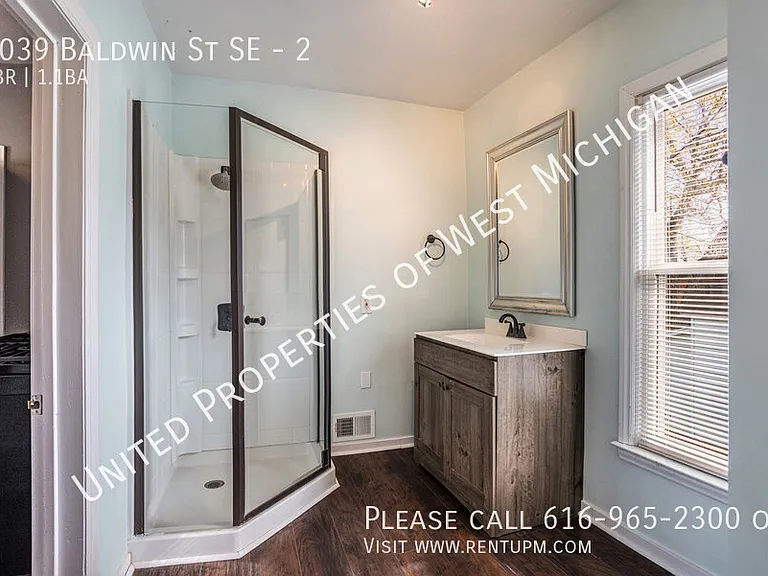 1039 Baldwin St SE #2 — Photo 6