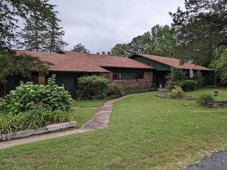 1st image of 107 Cedar Shore Dr