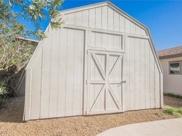 10 Yew Ave, Las Vegas, NV 89110