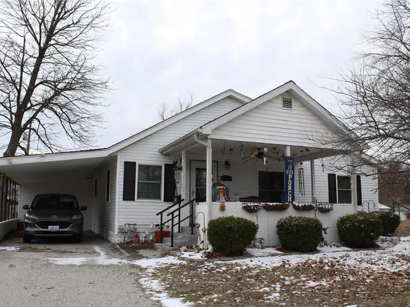 400 Roosevelt Ave, Wood River, IL 62095