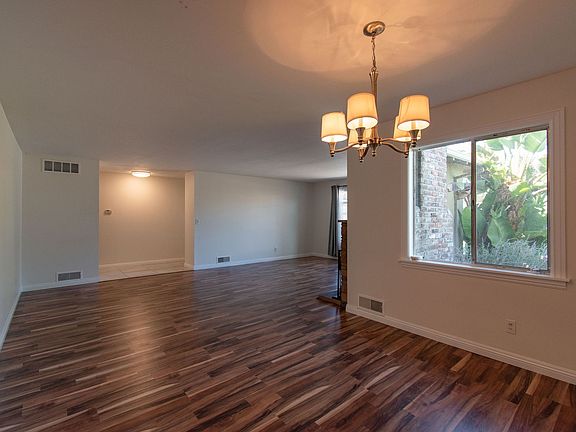3rd image of 1442 Cherrydale Dr