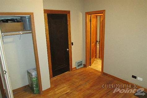 4th image of 2930 Colfax Ave N