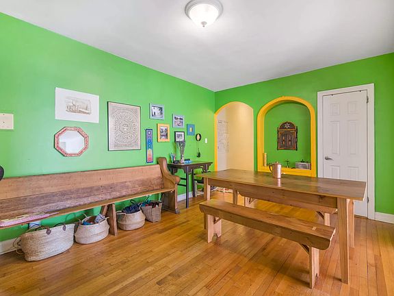 3rd image of 40 Clarkson Ave APT 1M