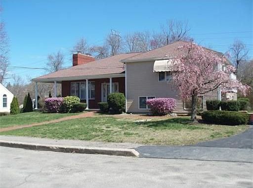2nd image of 74 Dorothea Dr