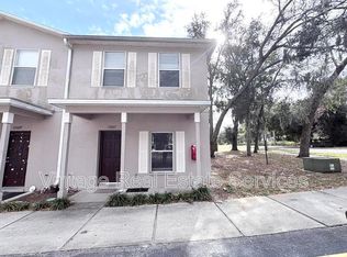 12007 Peach Grove Ct, Seffner, FL 33584