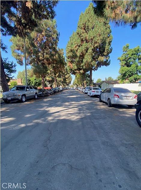 2nd image of 625-701 W Provential Dr