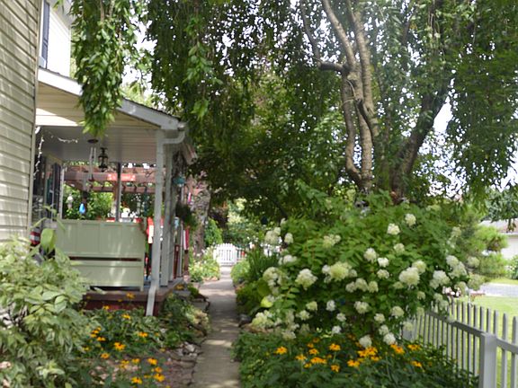 3rd image of 2167 Washington Ave