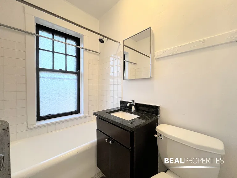 2100-2112 W. Ainslie-4908-4910 N. Hoyne Chicago, IL 60625 — Photo 13