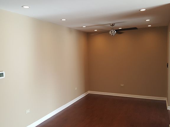 2nd image of 2514 Charleston Dr Unit 5