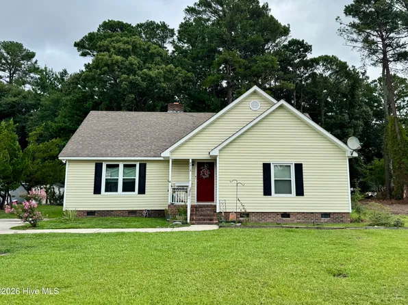 4212 W Prince Road, Farmville, NC 27828