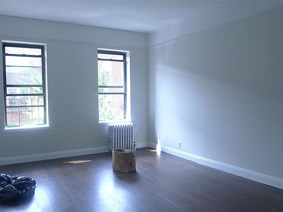 2nd image of 4535 42nd St APT 3A
