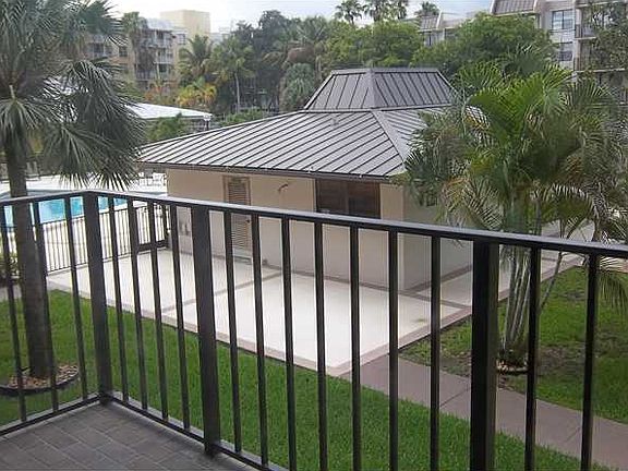 5th image of 13000 SW 92nd Ave APT B207