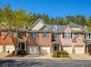 1404 Lexington Dr, Roswell, GA 30075
