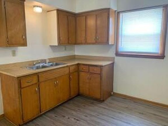 3rd image of 4017 W Morgan Ave #2