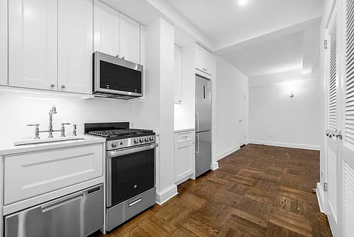 295 Central Park W Photo 1