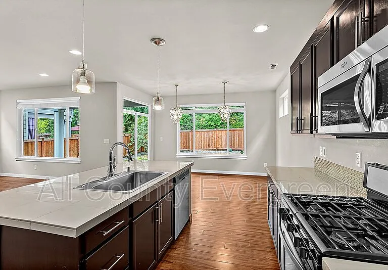 11913 173rd St E — Photo 12