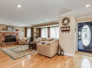 20 Ellsworth Pl, East Northport, NY 11731