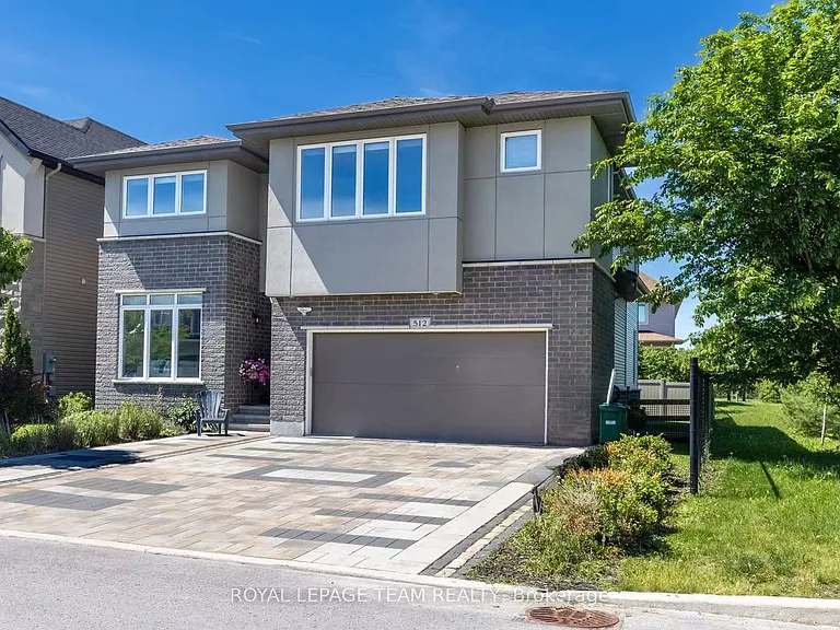512 Breccia Hts — Photo 2