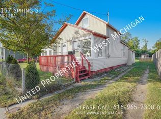 1157 Spring St, Muskegon, MI 49442