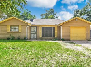 326 La Fonda Dr, Houston, TX 77060